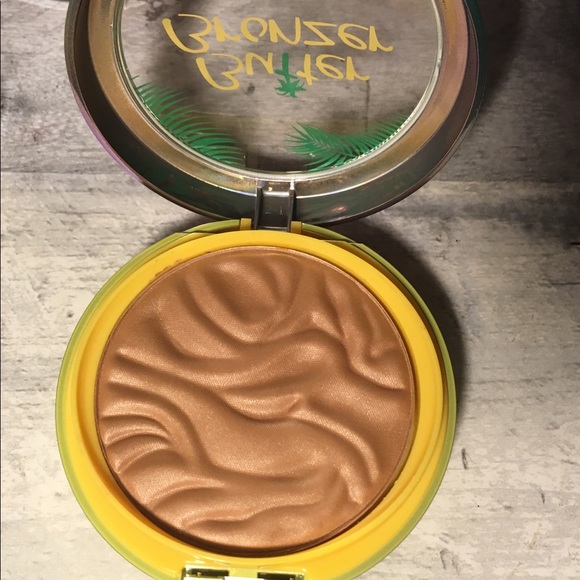 Physicians Formula - Picture 7 of 8